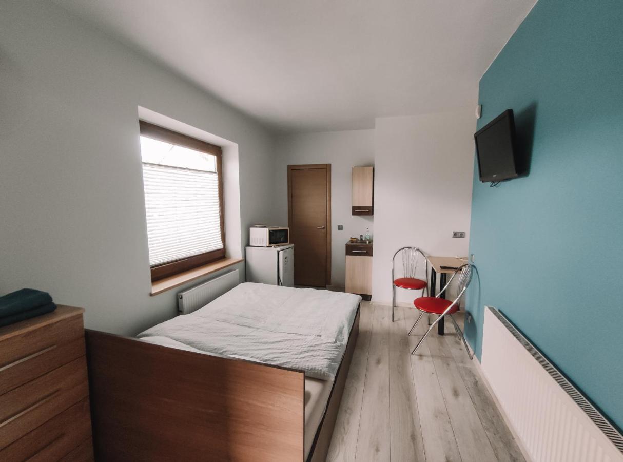 K-Town - Cozy Apartment Near The City Center Kaunas Ngoại thất bức ảnh